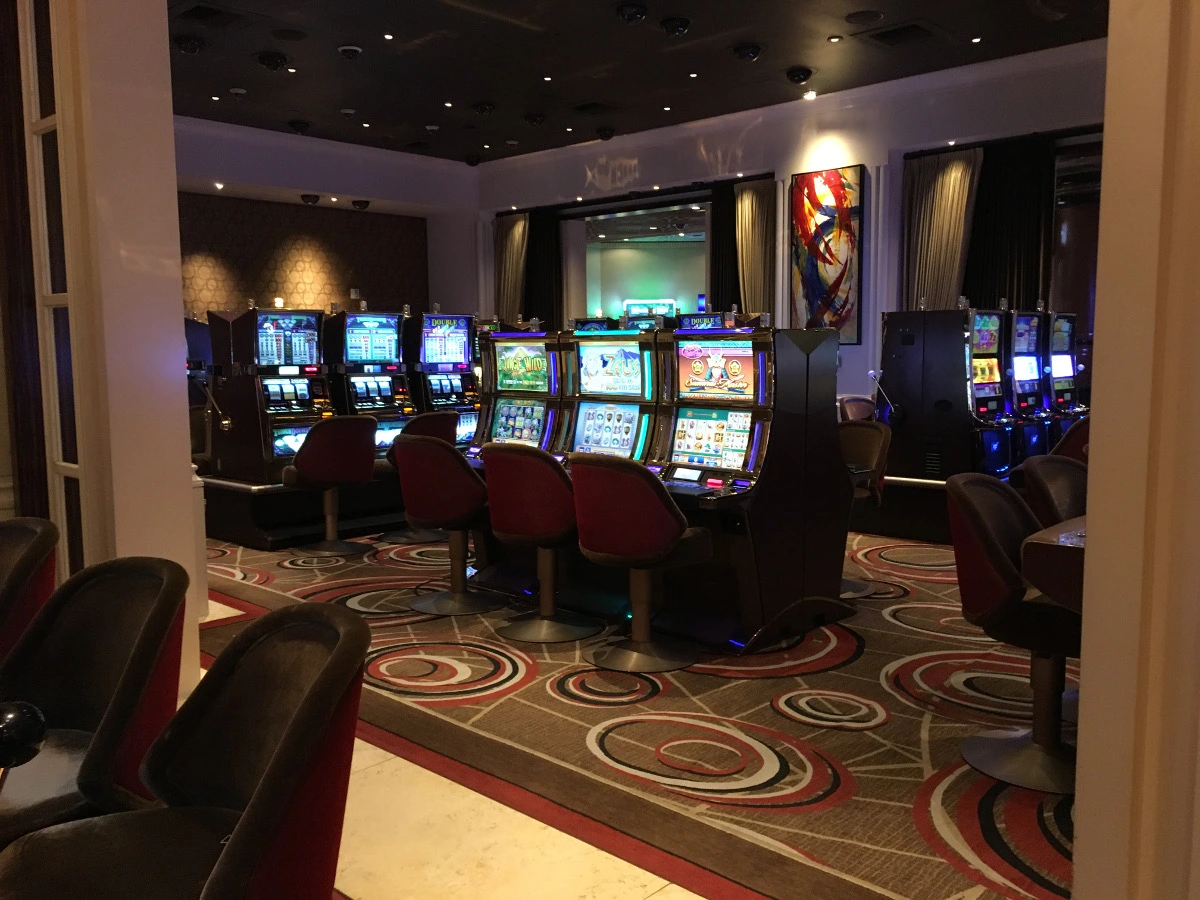 Mgm grand high limit slots room